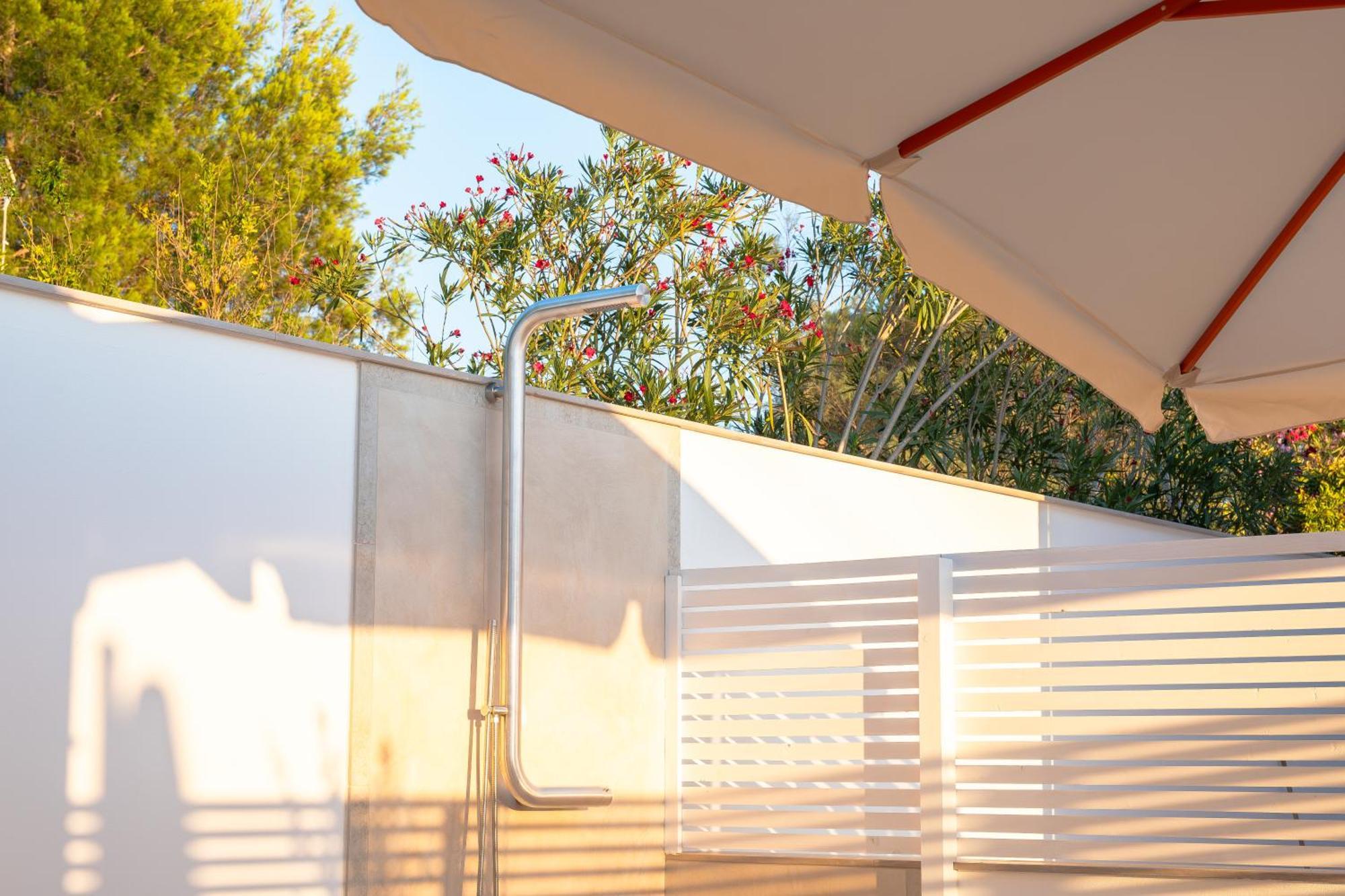 Lo Chalet Marina Di Pescoluse Exterior photo